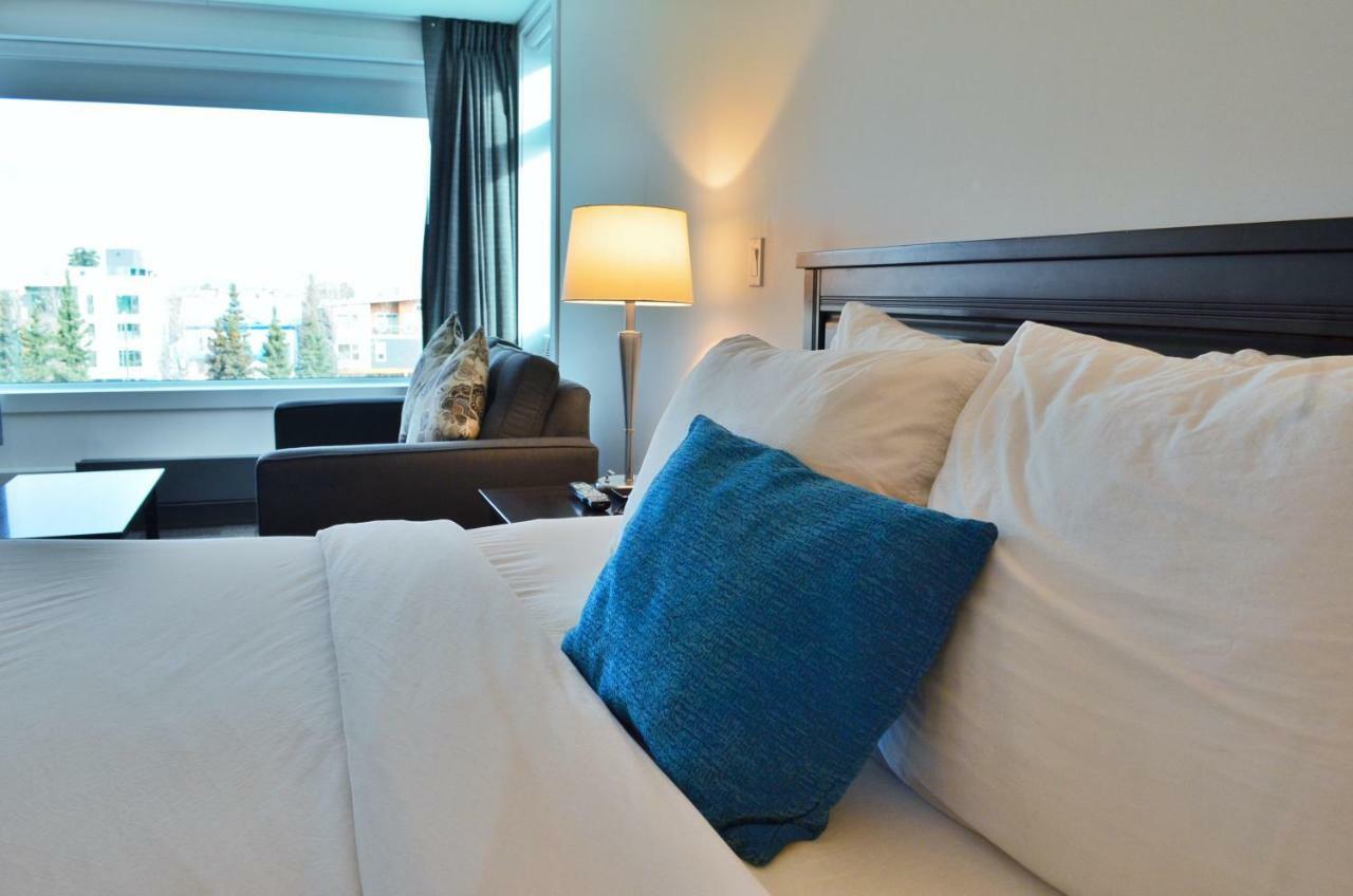 Coast High Country Inn Whitehorse Exteriör bild