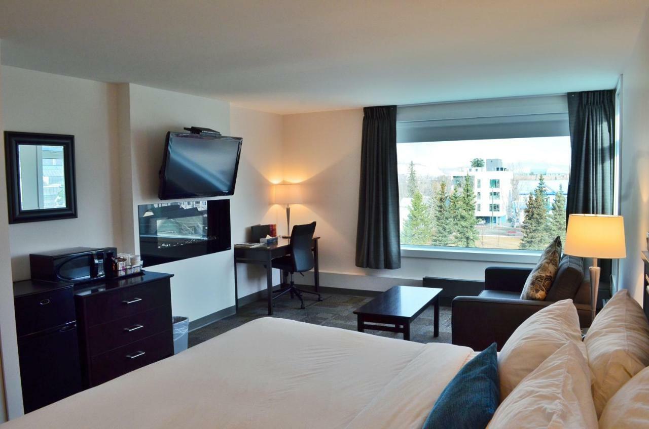 Coast High Country Inn Whitehorse Exteriör bild